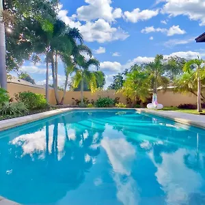 Florida Vibes Center Location 3 Min From Stadium Holiday home Tampa